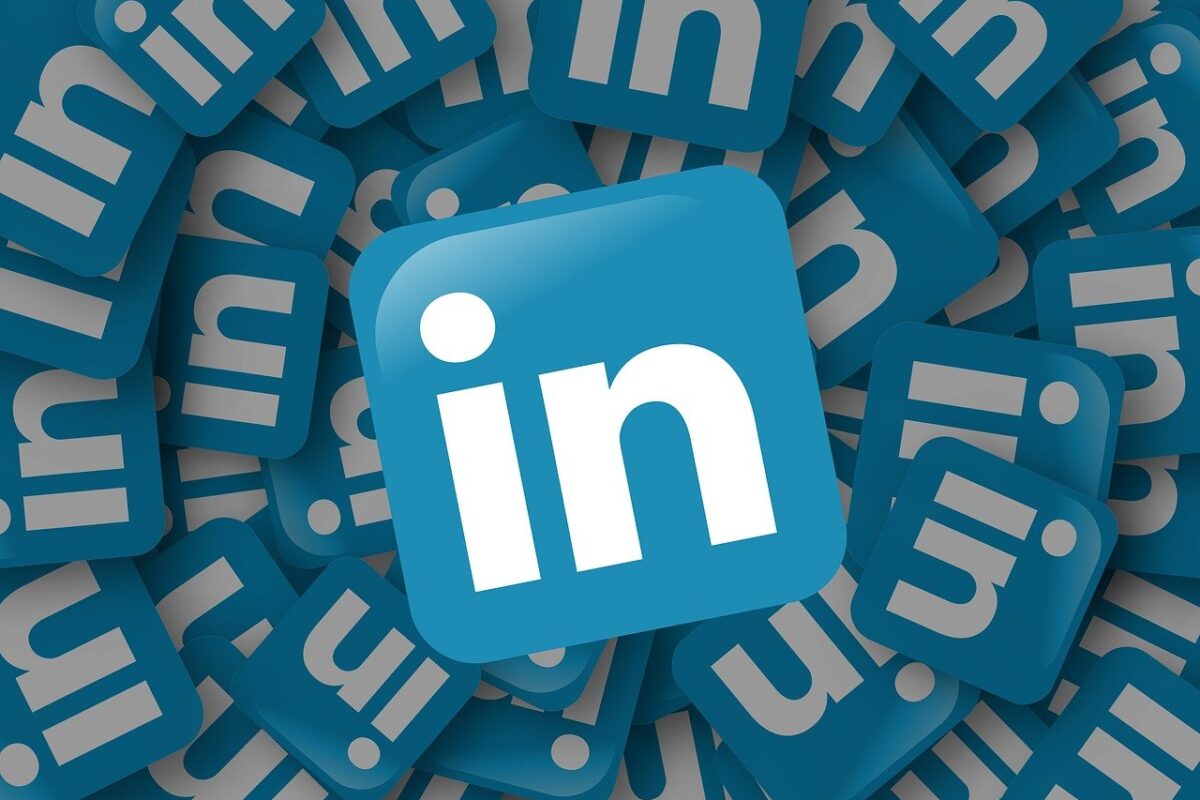 linkedin marketing educativo